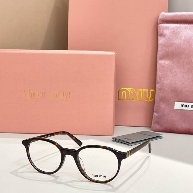 Miu Mi*Model:Vmu 02W-Fsize: 50 ports 18-140 DDD