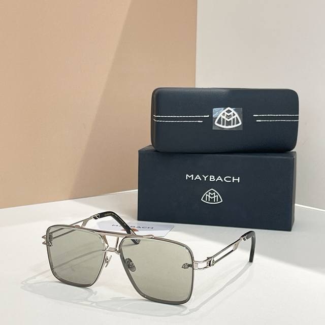 Maybach Model: The Paly I Size: 62 12-145 DDD