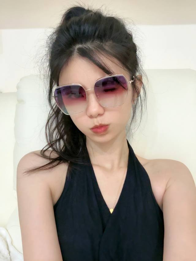 Chanel new women's driving large frame polygonal design ultra-light frame recomm