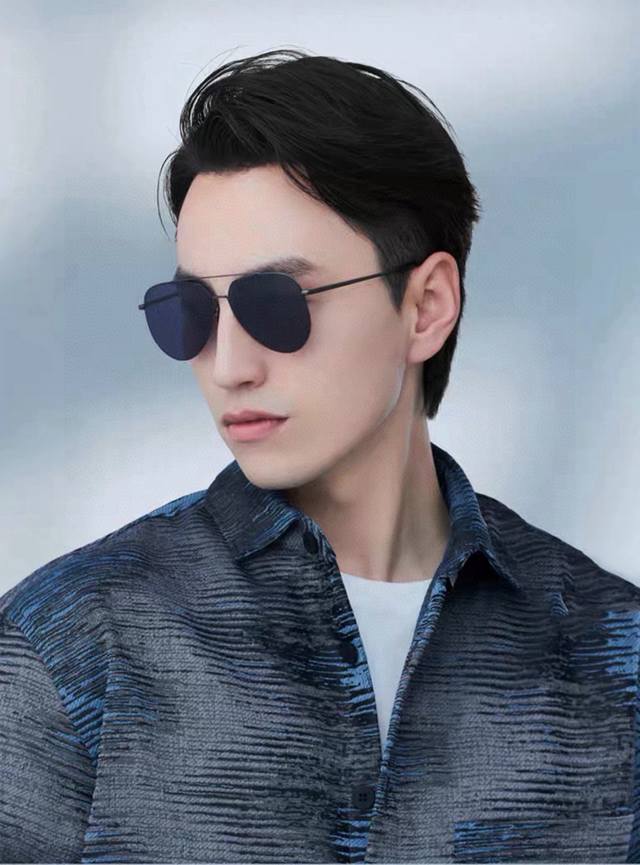 Gucci Men's Colorful Pilot Polarized Sunglasses. Material: High-definition nylon