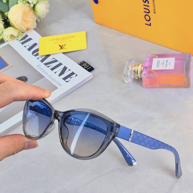 Louis Vuitto* new cat-eye glasses frame fashionable and versatile street style d