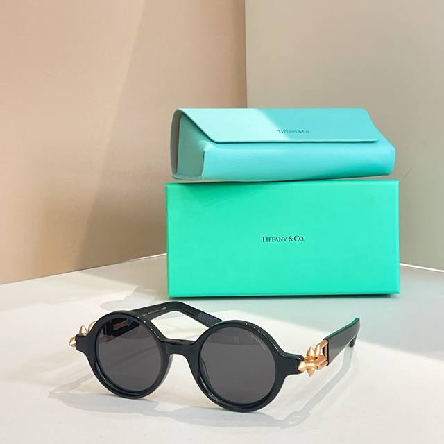 Tiffany&Co.Model: Tf5031 Size: 46 ports 22-135 DDD