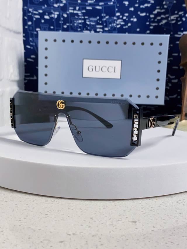 Gucci 2025 new European and American style fashion polarized trend sunglasses fr