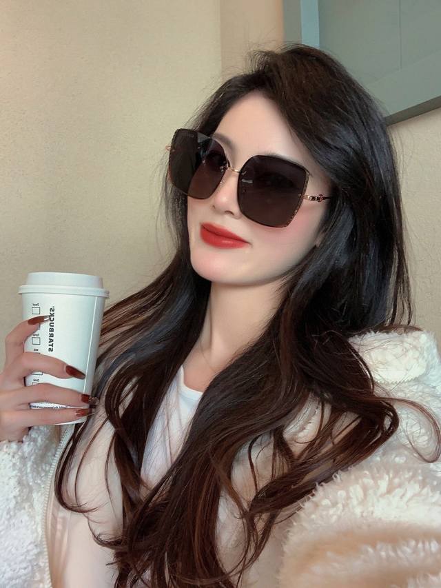 Gucci - Gucci imported from Italy fashion trend luxury decorative sunglasses HD