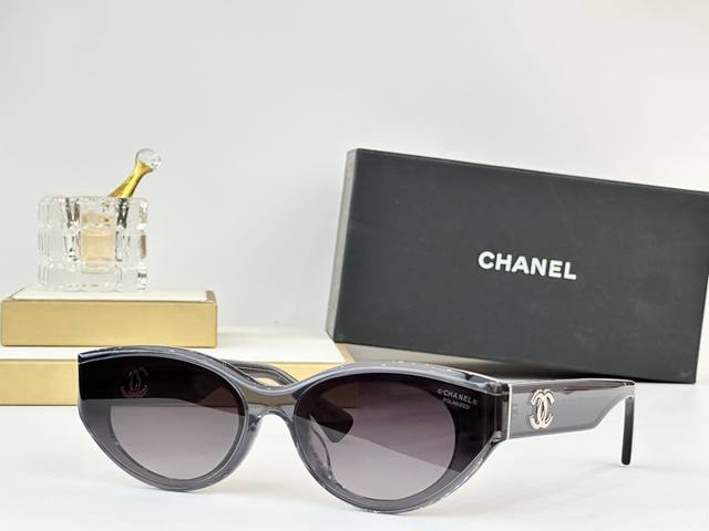 Chanel Mod: Ch1584 Size: 51 ports 24 145 DDD
