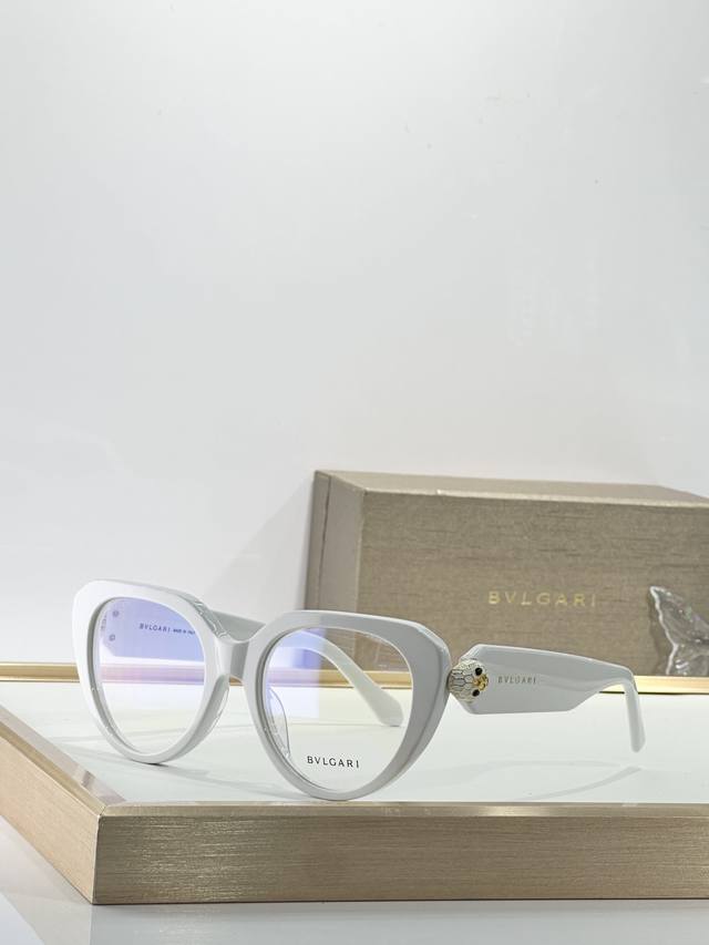 Bvlgar* Model: Bv50003I Size: 51 ports 20-140 DDD