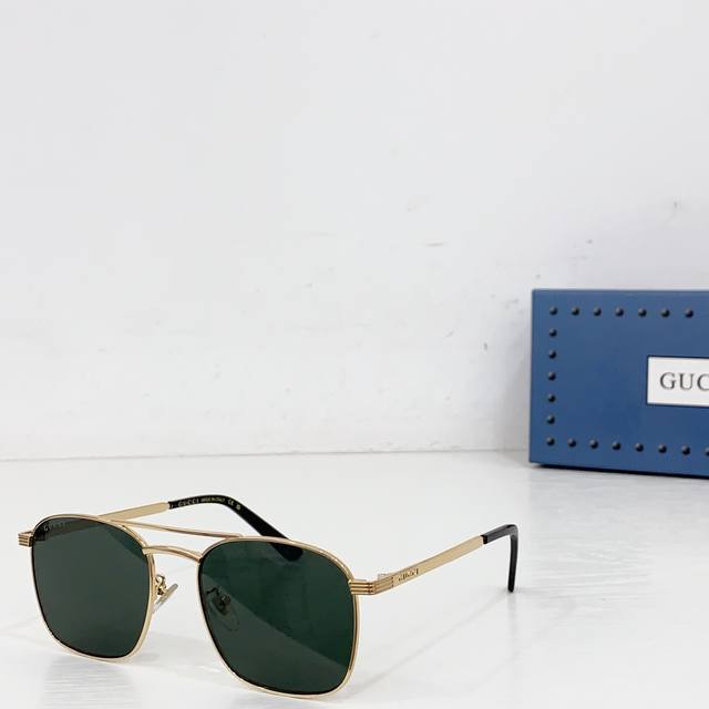 Gucc*Model: G1881Ssize: 54 ports 18-145 DDD