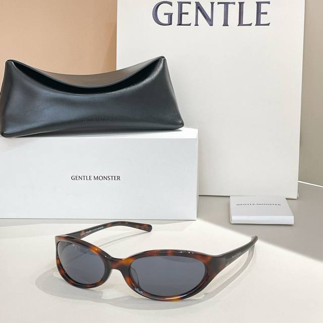 Maison Margielagentle Monstermodel: Mm202Size: 60 mouth 21-130 DDD