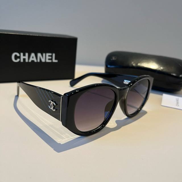 Chanel cat-eye sunglasses, driving visors, super street-blasting Chanel grandma