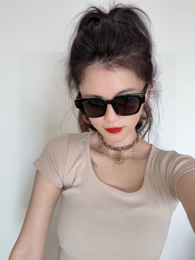 Gucci 2025 Spring New Trendy Hot Style Fashion Square Frame Sunglasses High Qual