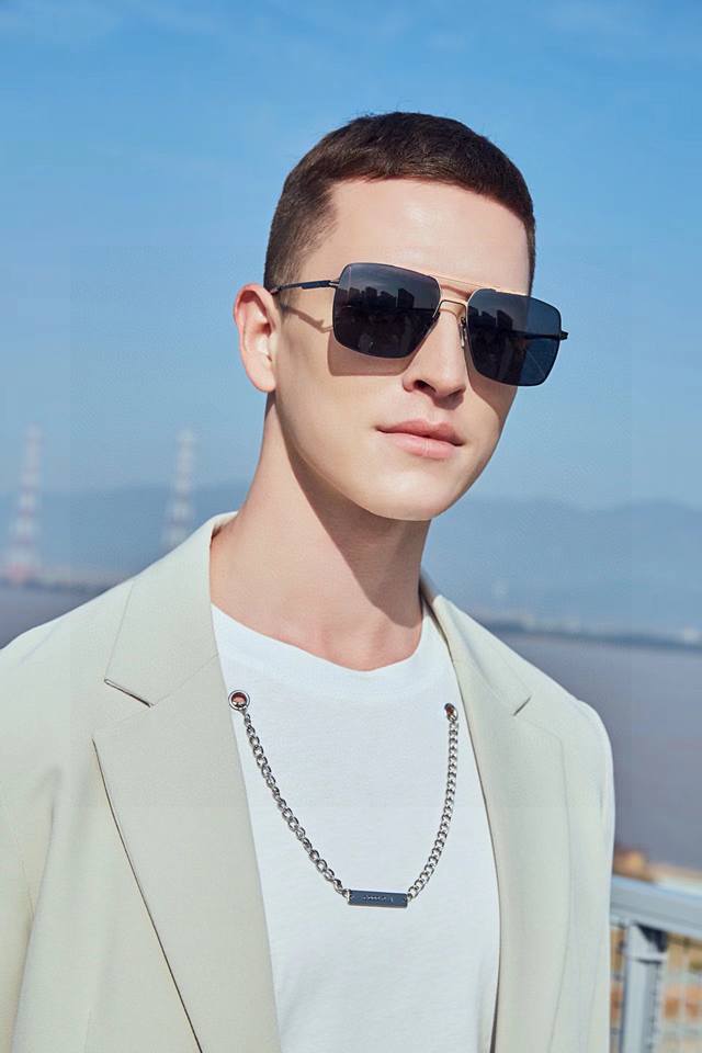 Armani men's colorful aviator polarized sunglasses Material: HD nylon thickened