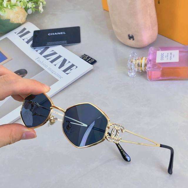 Chane* High-end European and American personality fashion sunglasses for women,