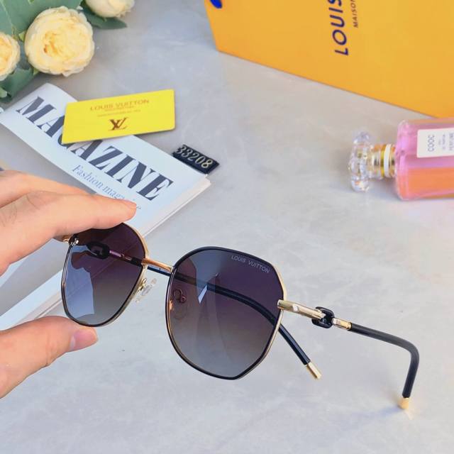 Louis Vuitto*2025 new gradient dark top and light bottom fashion trend sunglasse