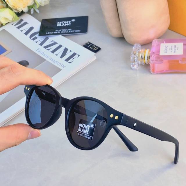 Mont Blan* Retro small round frame polarized sunglasses with UV protection, tort