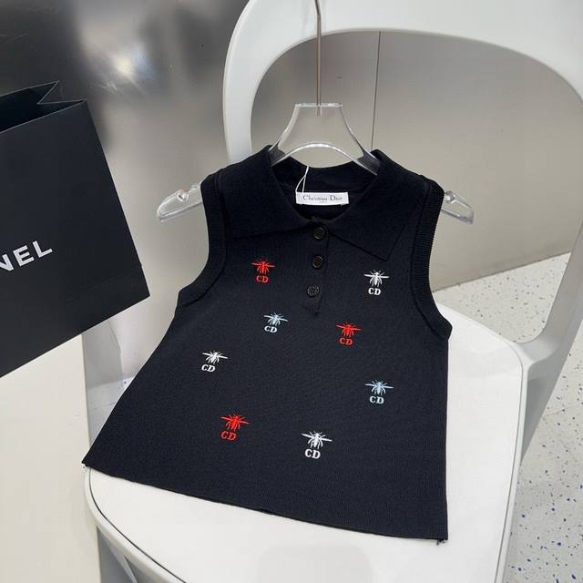Dior vest, wear it alone with a jacket, super hot One size DDD