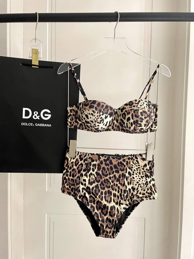Dg's new printed one-piece swimsuit is perfect for a variety of occasions. It ca