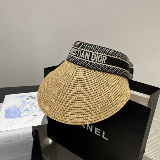 Dior new hollow top, head circumference 57cm DDD