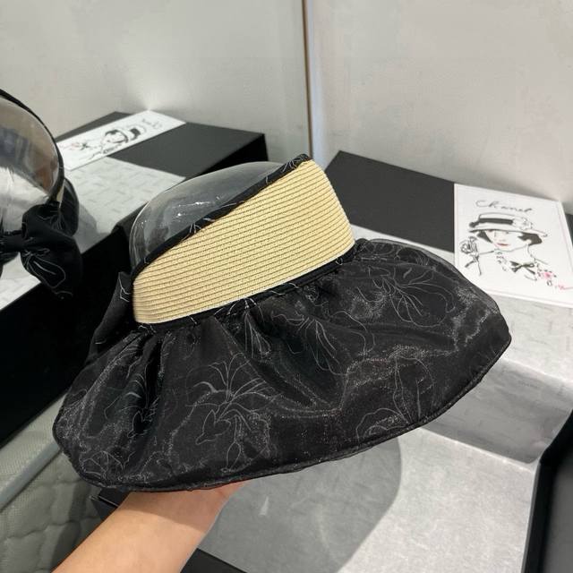 Valentino hollow top sun hat, head circumference 57cm DDD