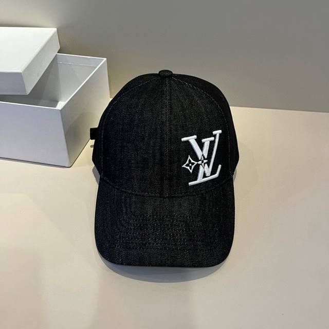 Louis Vuitton baseball cap Louisvuitton new Lv baseball cap, heavy craftsmanship