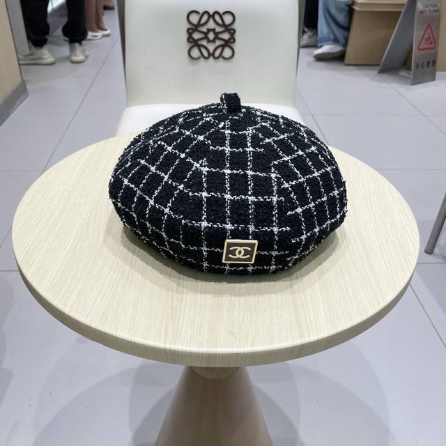 Chanel all-match contrast color stripes small fragrance style slim beret hat fem
