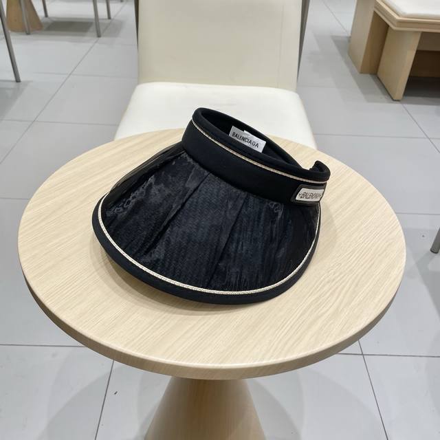 Latest Balenciaga, hollow top sun hat, best quality, casual and generous, everyo