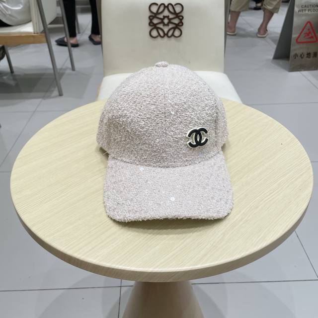 Chanel official new baseball cap, classic and simple, fashionable and casual des