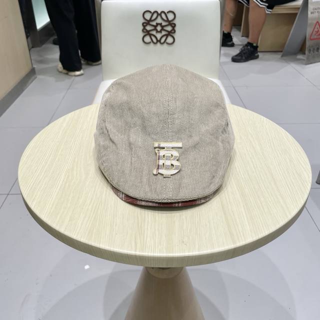 Chanel duckbill forward hat, corduroy fabric, head circumference 57cm DDD