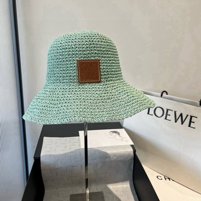 Loewe new straw hat, sun visor beach hat, head circumference 57cm DDD