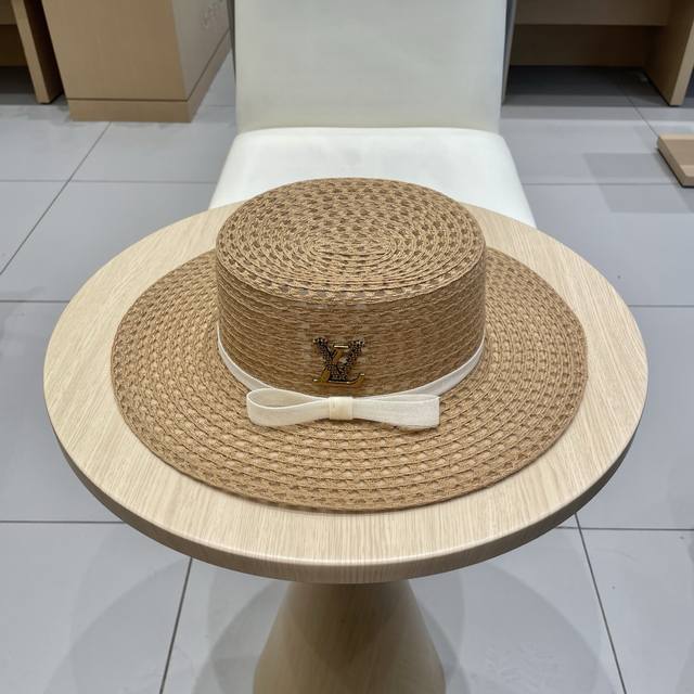 Lv Louis Vuitton flat top straw hat women's summer beach vacation straw sun prot