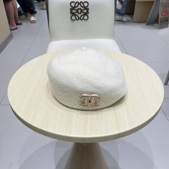 Chanel Chanel 2025 French temperament wool beret women autumn and winter British