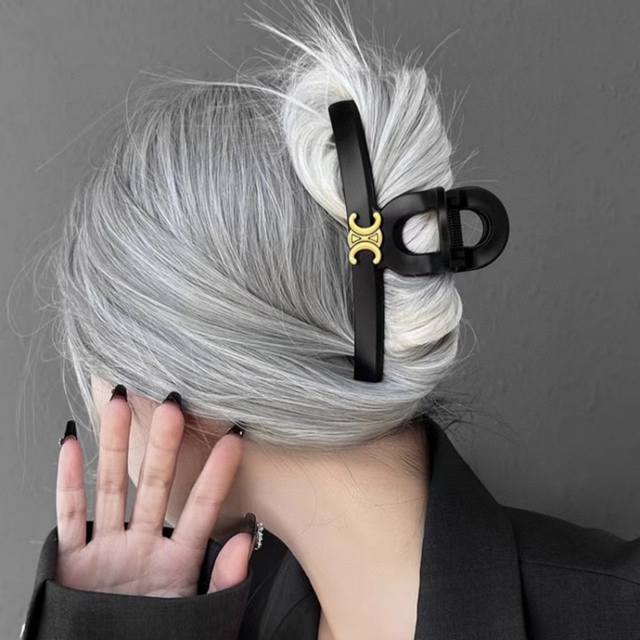 with packaging Celine Arc de Triomphe new retro clip duckbill clip hairpin, cla