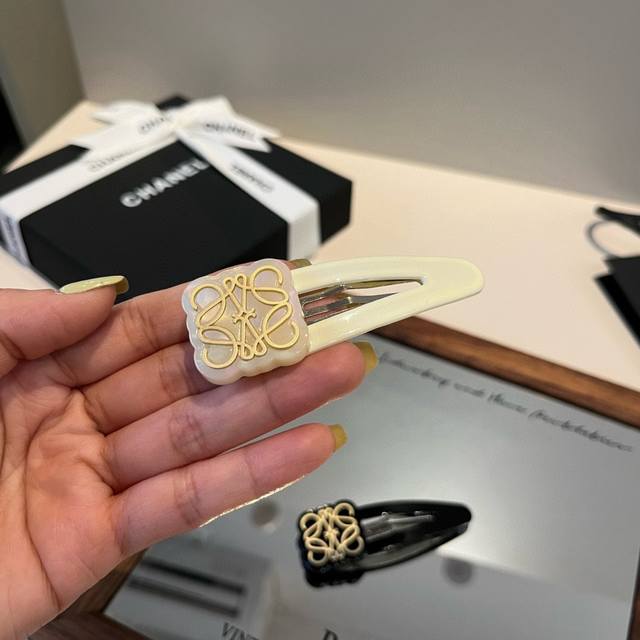 Single Loewe new hairpin DDD