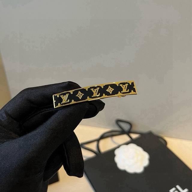 Single Lv Louis Vuitton hairpin DDD