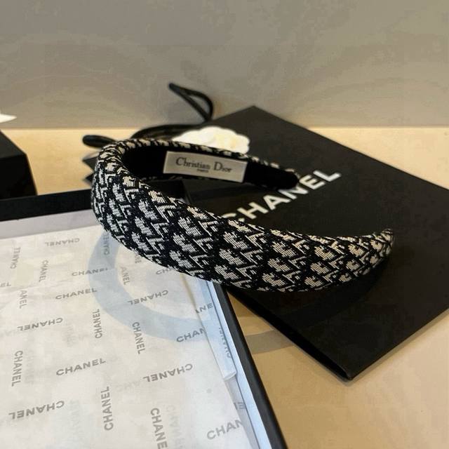 Dior new headband DDD