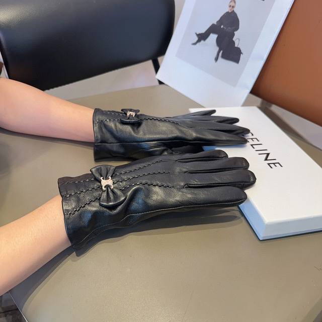 Celine sheepskin gloves, fashionable gloves, warm and velvet lining for autumn