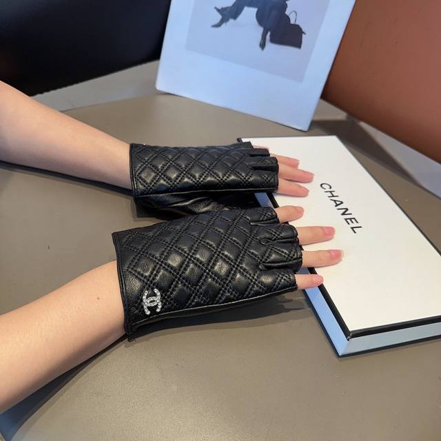 Chanel sheepskin gloves, fashionable gloves, warm and velvet lining for autumn