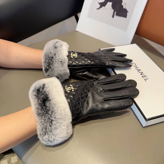 Chanel sheepskin gloves, fashionable gloves, warm lining for autumn and winter,