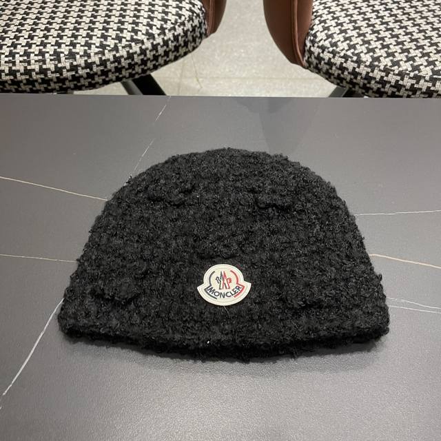 Moncler sweet three-dimensional flower handmade wool hat for women autumn and wi