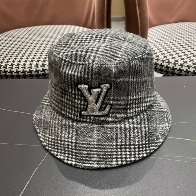 Lv Louis Vuitton Japanese houndstooth pattern fisherman hat female plaid versati