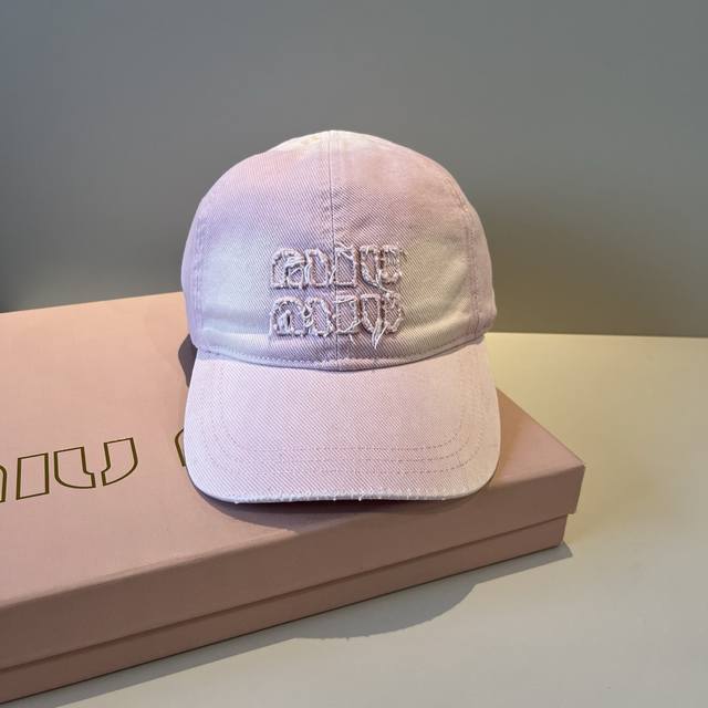 Miumiu original spring and summer new baseball cap, authentic mold customization