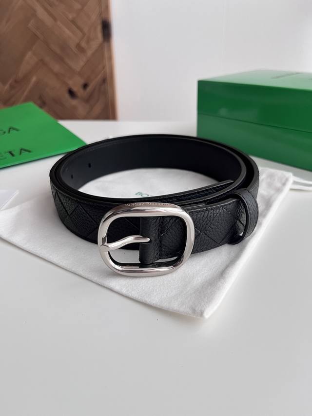 Bv 2025 latest men's braided belt. Handmade Intreccio large plaid woven in Itali