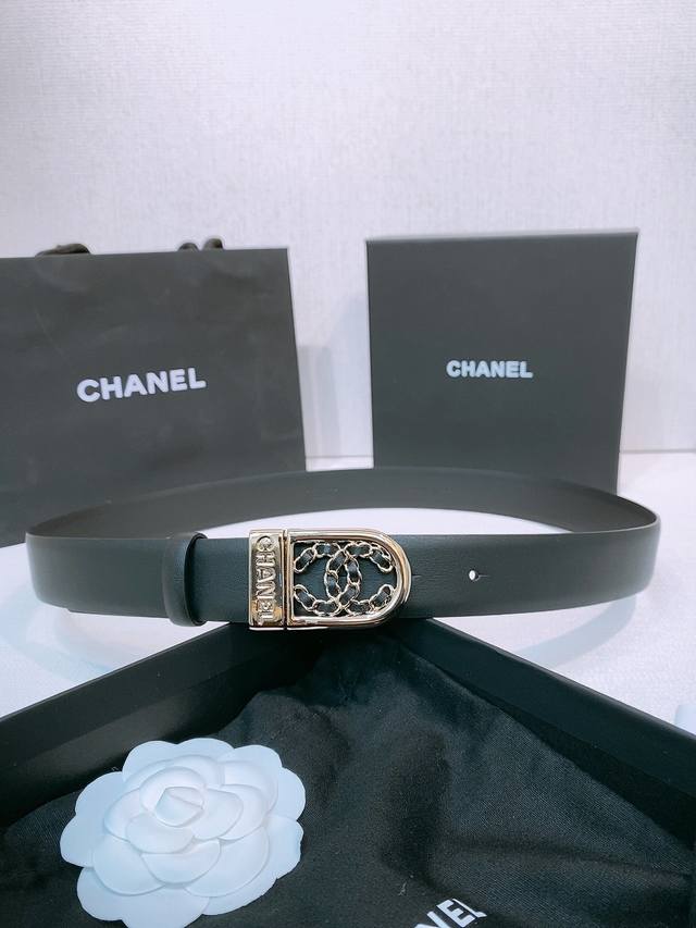 Chanel Women's Belt New Chanel Women's Belt, a versatile accessory for the godd