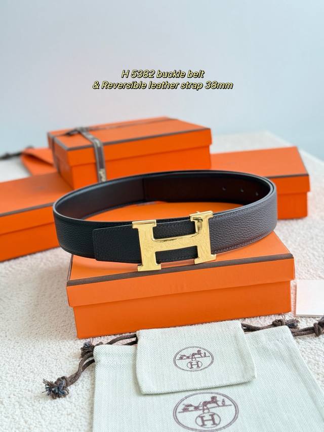 H 5382 features premium hardware and imported Togo leather, 38mm wide. Highly re