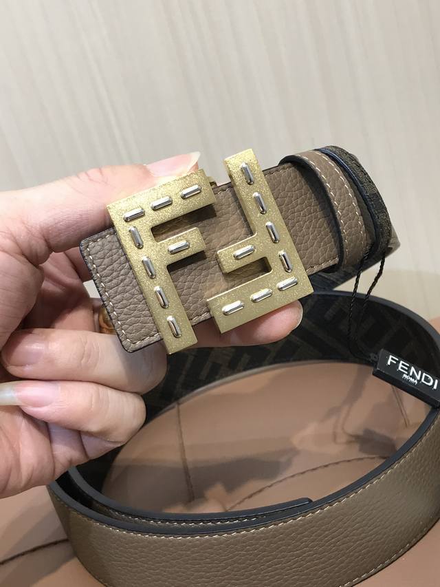 New Fd width 38 mm supports NFC chip scanning, logo shape belt, original bright