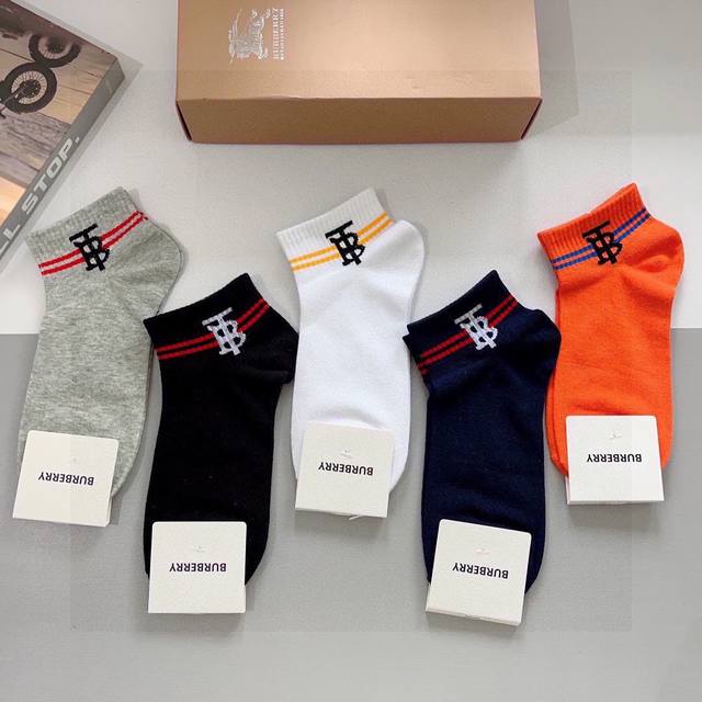 comes with packaging, 5 pairs per box Burberry's super popular small items, uni