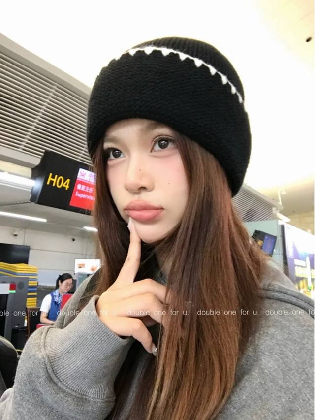 Moncler Korean style high-end knitted hat for women autumn and winter fashion wo