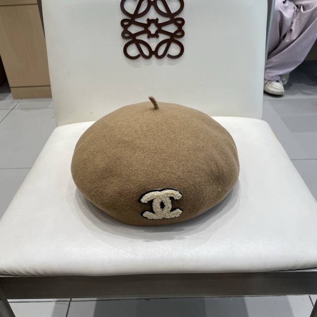 Chanel wool beret, small Chanel style beret, head circumference 57Cm DDD