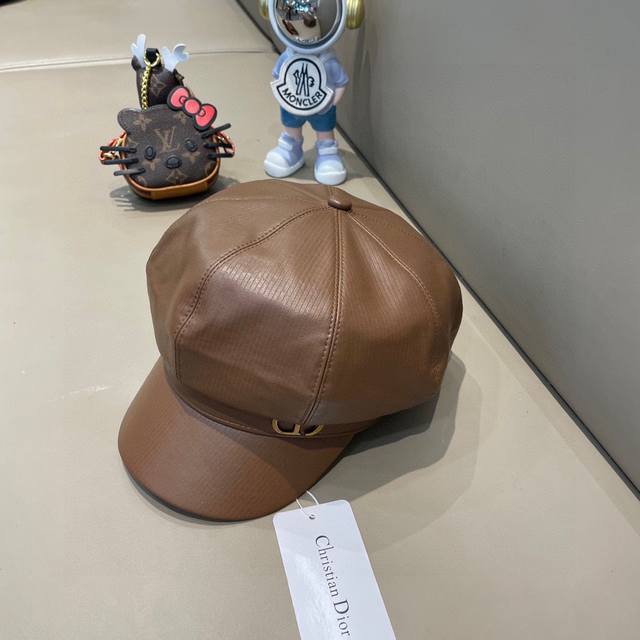 Dior Dior retro beret leather octagonal hat for girls with large head circumfere