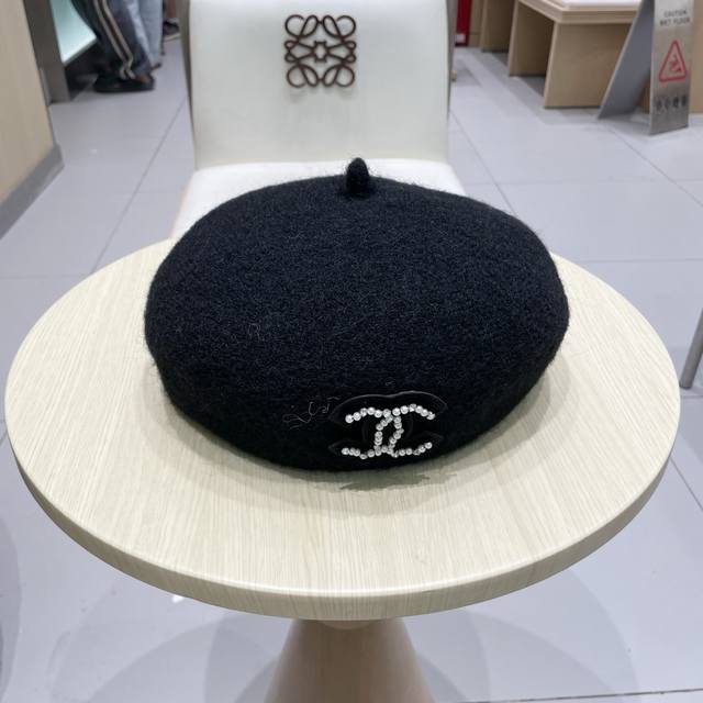 Chanel Chanel casual literary painter thickened three-dimensional wool beret ret