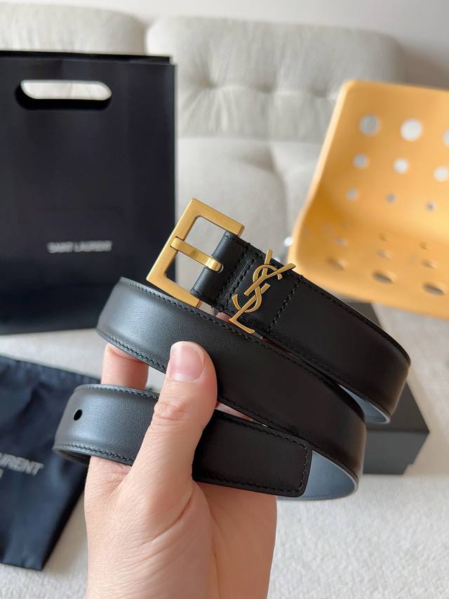 Saint Laurent women's belt; original mold for ultimate effect; every detail is m